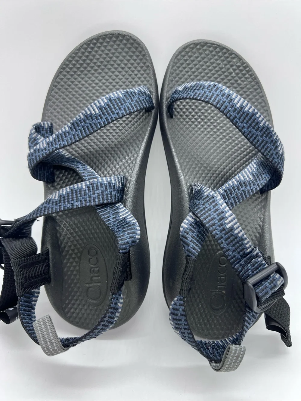 Chaco Kids Black and Dark Blue Strappy Sandals Size Big Kid 4